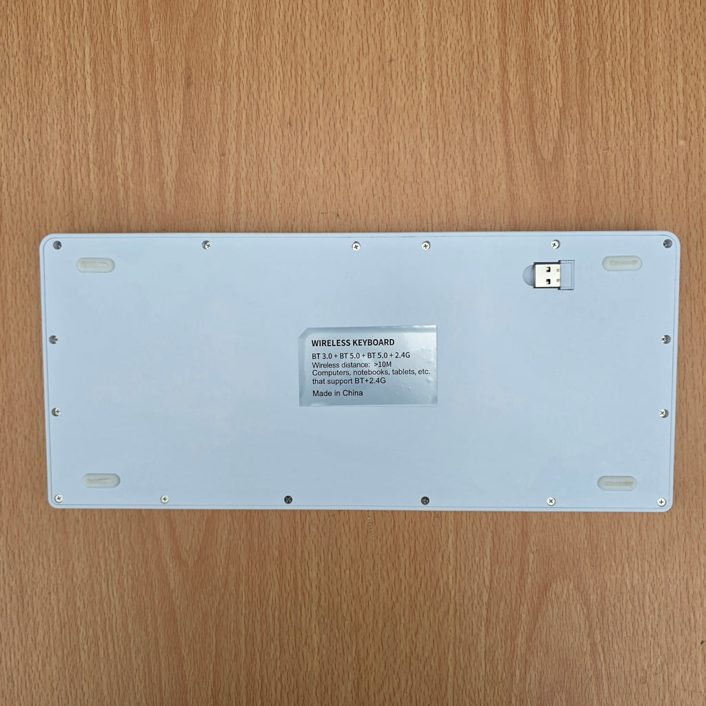 PACK CLAVUER ET SOURIS SANS FIL 2.4GHZ BLUETOOTH RECHARGEABLE GENERIC (AZERTY/QWERTY)